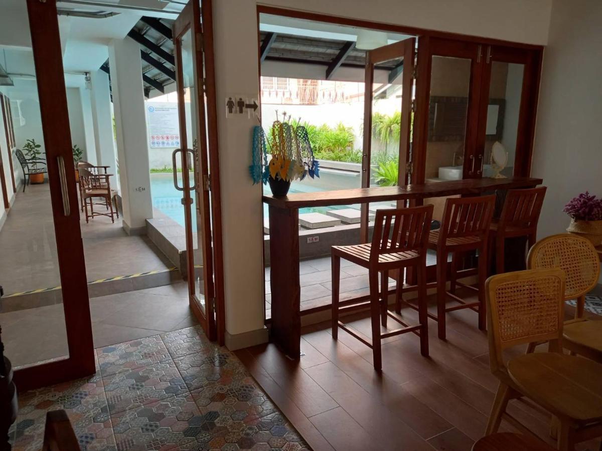 Valentier Cafe And Hotel Chiang Mai Exterior foto